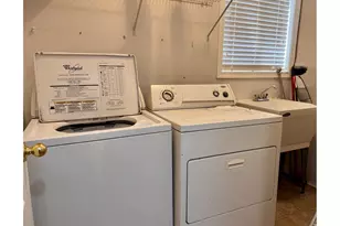 310 W 13th St, Lafayette, OR 97127 - Photo 18