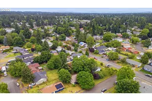 13137 SE Francis St, Portland, OR 97236 - Photo 20