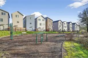 4233 E Willakenzie St, Newberg, OR 97132 - Photo 42