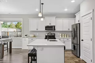 4233 E Willakenzie St, Newberg, OR 97132 - Photo 14