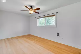 2301 SE Caruthers St, Portland, OR 97214 - Photo 24