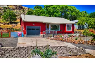 475 Burnham Ave, Maupin, OR 97037 - Photo 2