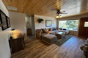 475 Burnham Ave, Maupin, OR 97037 - Photo 4