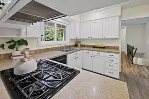 4650 Cedar St, Astoria, OR 97103 - Photo 10