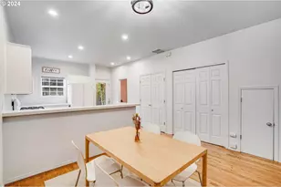 6148 S Virginia Ave, Portland, OR 97239 - Photo 12