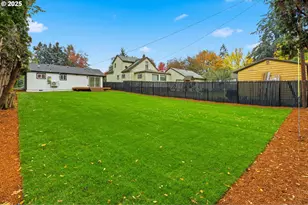 161 NW Freeman Ave, Hillsboro, OR 97124 - Photo 2