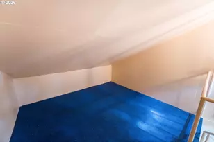 13039 NE Schuyler St, Portland, OR 97230 - Photo 18