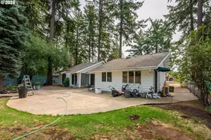 13039 NE Schuyler St, Portland, OR 97230 - Photo 28