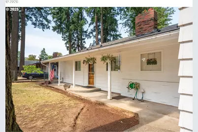 13039 NE Schuyler St, Portland, OR 97230 - Photo 2