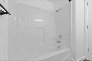 1997 SW Oleander Ct, McMinnville, OR 97128 - Photo 16