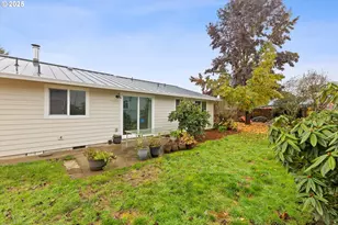 1997 SW Oleander Ct, McMinnville, OR 97128 - Photo 24