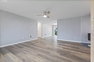 1997 SW Oleander Ct, McMinnville, OR 97128 - Photo 4