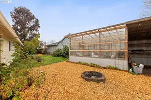 1997 SW Oleander Ct, McMinnville, OR 97128 - Photo 22