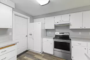 1997 SW Oleander Ct, McMinnville, OR 97128 - Photo 14