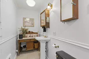 535 NE Bridgeton Rd, Portland, OR 97211 - Photo 24