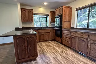 148 Wild Fern Dr, Winchester, OR 97495 - Photo 12