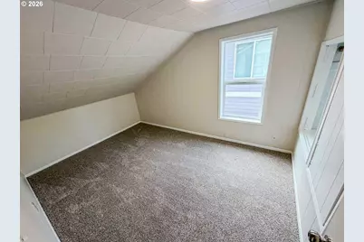 520 E Fairfield St, Gladstone, OR 97027 - Photo 34