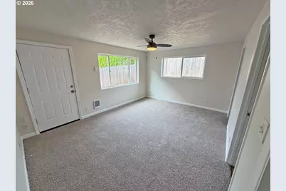 520 E Fairfield St, Gladstone, OR 97027 - Photo 26