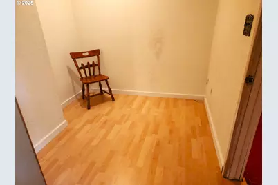 38717 Dexter Rd, Dexter, OR 97431 - Photo 10