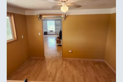 38717 Dexter Rd, Dexter, OR 97431 - Photo 4