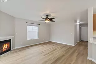 1487 NE Four Seasons Dr, Roseburg, OR 97470 - Photo 12