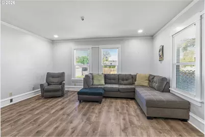 707 SE Union St, Camas, WA 98607 - Photo 8