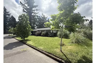 11024 SE Long St, Portland, OR 97266 - Photo 4