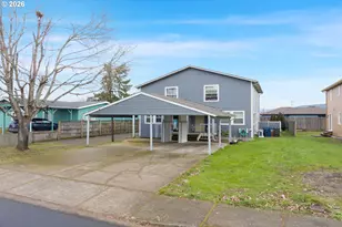 215 Smith Loop, Springfield, OR 97478 - Photo 4
