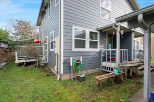 215 Smith Loop, Springfield, OR 97478 - Photo 8