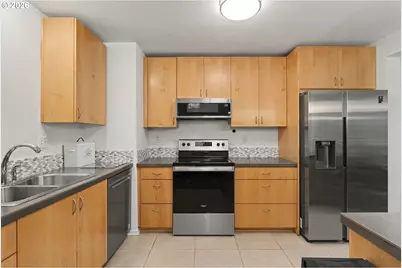 200 Burnham Rd #306, Lake Oswego, OR 97034 - Photo 6