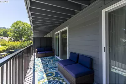 200 Burnham Rd #306, Lake Oswego, OR 97034 - Photo 18