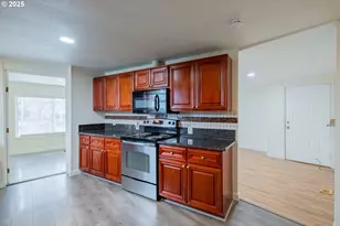 17640 SW Declaration Way, Beaverton, OR 97006 - Photo 6