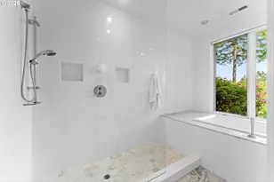 4140 NW Thunder Crest Rd, Portland, OR 97229 - Photo 36