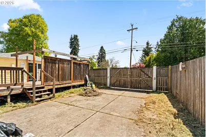 233 Howard Ave, Eugene, OR 97404 - Photo 30