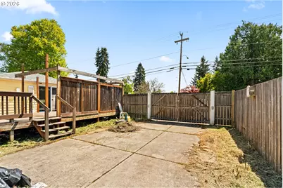 233 Howard Ave, Eugene, OR 97404 - Photo 44