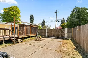 233 Howard Ave, Eugene, OR 97404 - Photo 44