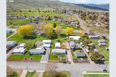 775 4th St, Baker City, OR 97814 - Photo 22