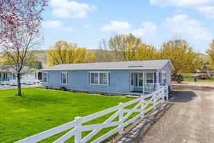 775 4th St, Baker City, OR 97814 - Photo 28