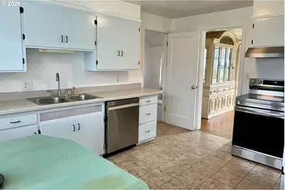 480 Gilbert St, Eugene, OR 97402 - Photo 12