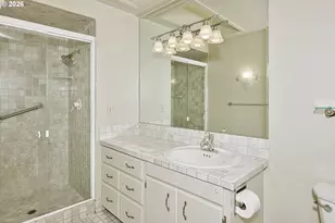 9 Britten Ct, Lake Oswego, OR 97035 - Photo 14