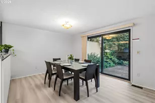 9 Britten Ct, Lake Oswego, OR 97035 - Photo 6