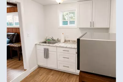 375 17th St, Springfield, OR 97477 - Photo 30