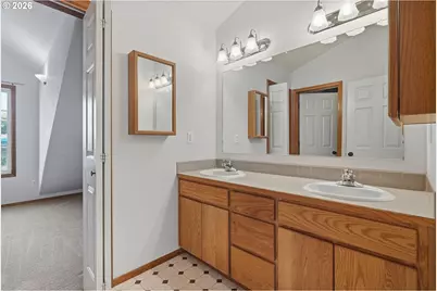 2520 SW Miles St, Portland, OR 97219 - Photo 20