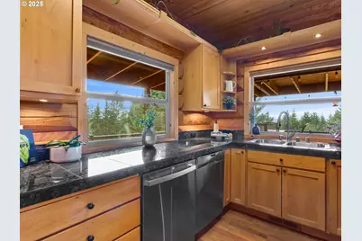 25520 NE 58th St, Vancouver, WA 98682 - Photo 16