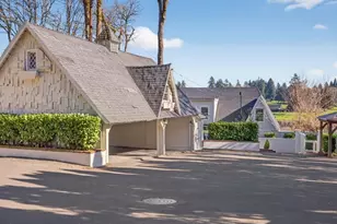 10150 S Riverside Dr, Portland, OR 97219 - Photo 46