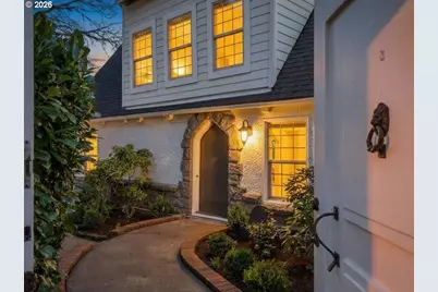 10150 S Riverside Dr, Portland, OR 97219 - Photo 40