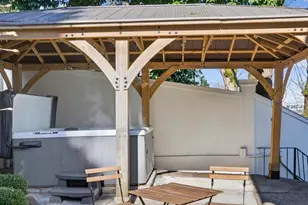 10150 S Riverside Dr, Portland, OR 97219 - Photo 36