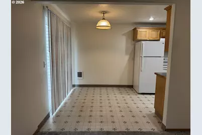 320 Monmouth Ave S, Monmouth, OR 97361 - Photo 16