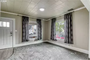 611 SW 4th St, Pendleton, OR 97801 - Photo 6