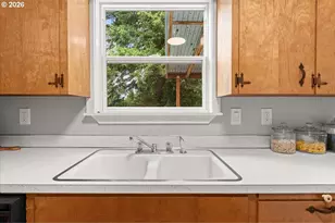 422 NE 170th Ave, Portland, OR 97230 - Photo 16